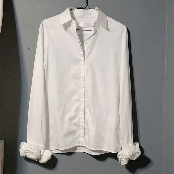 Victoria Beckham Tops - Victoria Victoria Beckham shirt Long sleeve ruffle cuff Button front white